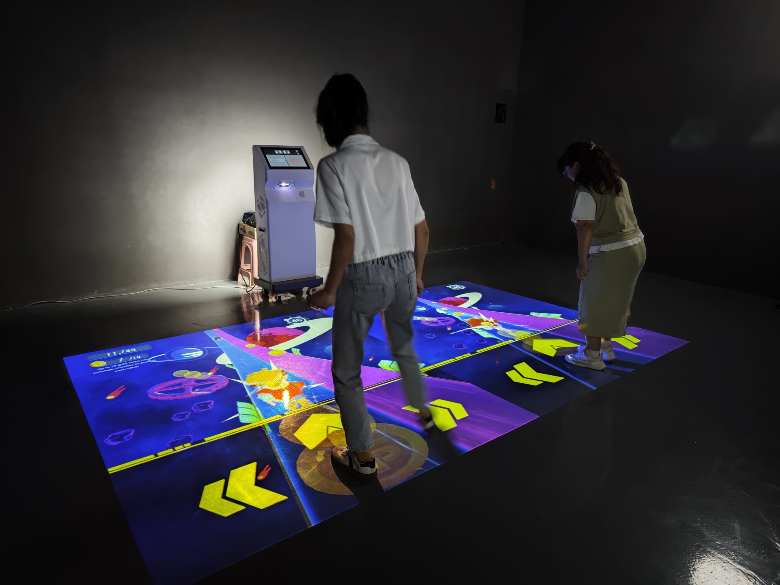 What Makes Mini Projectors the Best Outdoor Floor Projection Solution?