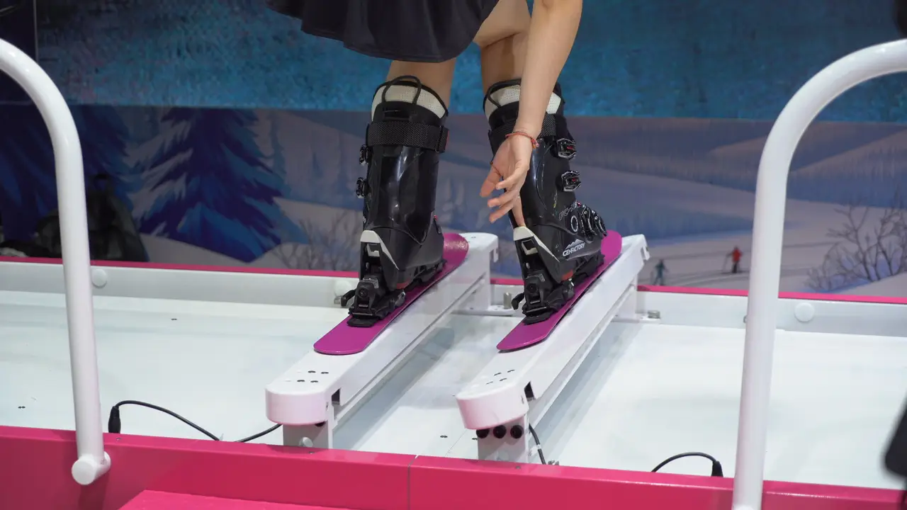 Is an Indoor Ski Trainer Beneficial for Practicing Snow Gliding Sports?