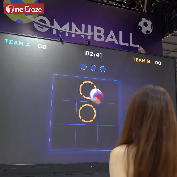 Interactive LCD Wall Touch Screen (6) Touch wall soccer competition between two kids