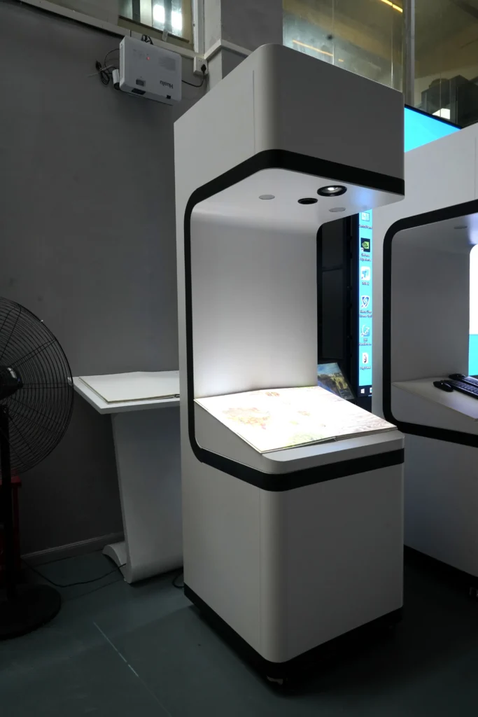 best interactive restaurant projection solution 2025